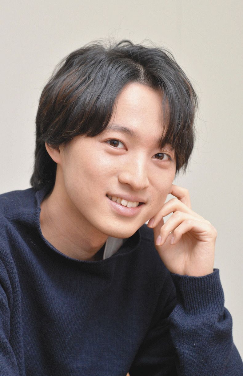 演歌第7世代 青山新が新曲 君とどこまでも 発売 来月の初コンサートは 涙 封印宣言も 幕が上がった瞬間にダメですね 中日スポーツ 東京中日スポーツ