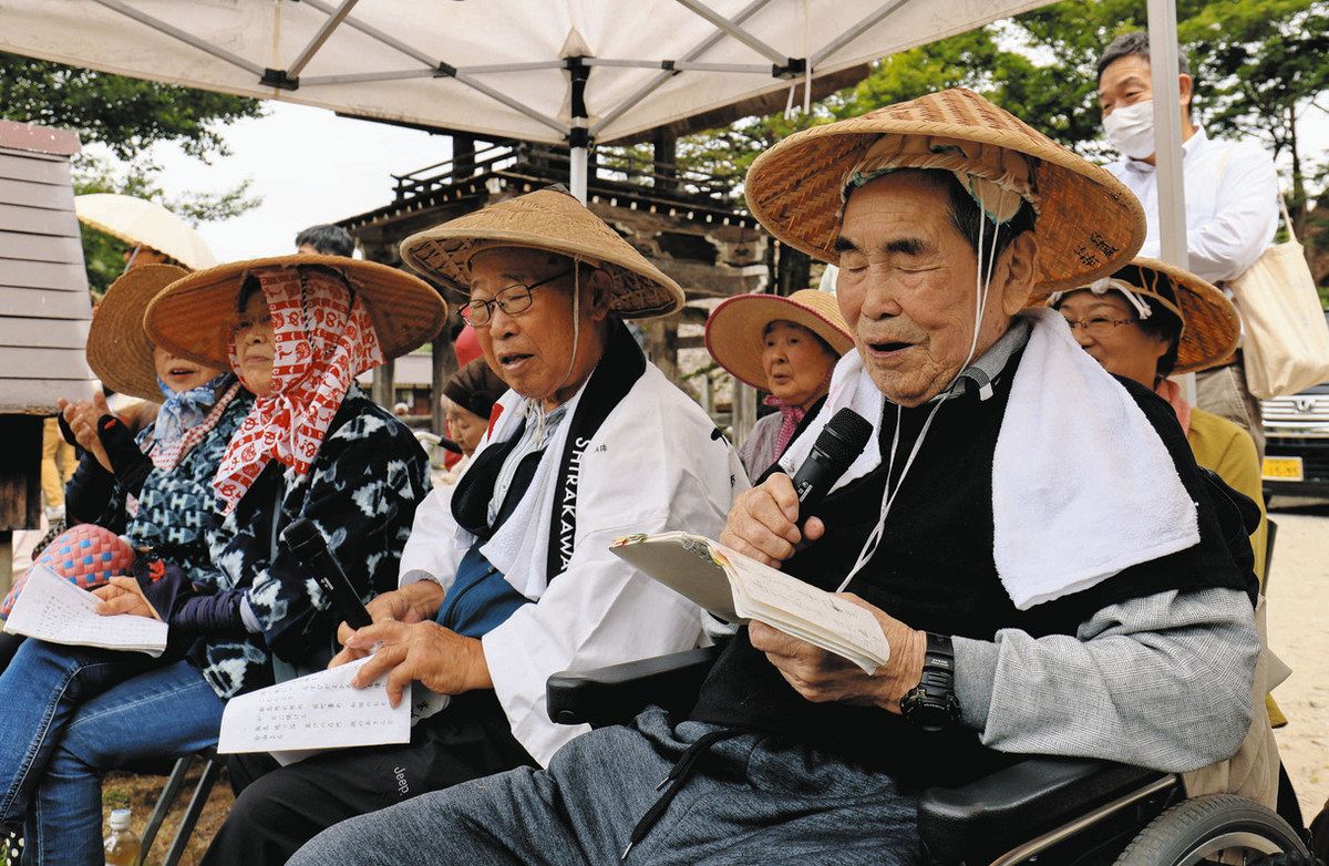 ちょぼん、ちょぼんと」合掌集落に響く 白川村・田植え祭りにぎわう