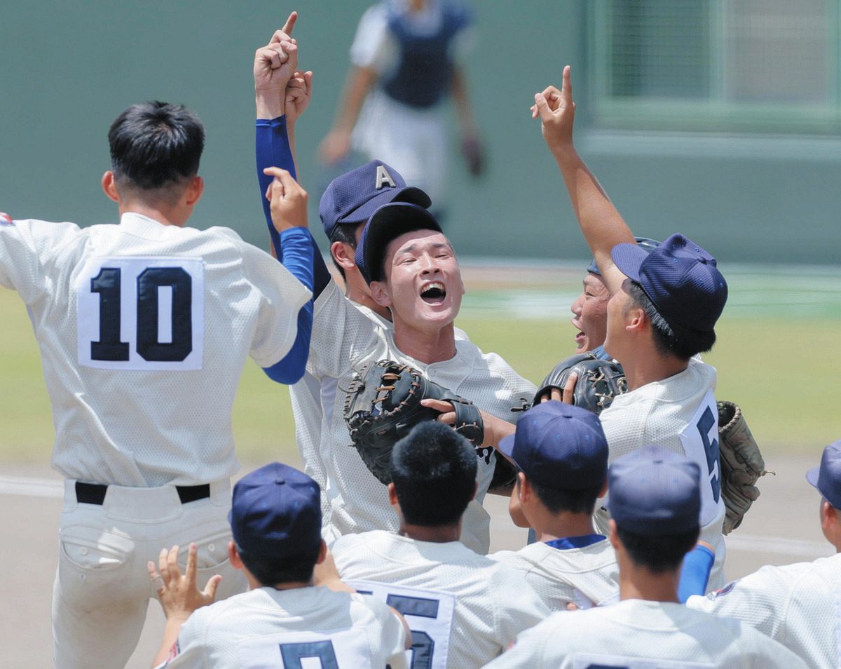 綾羽が春夏通じ初の甲子園 昨夏の甲子園ベスト8の滋賀学園に完勝【高校
