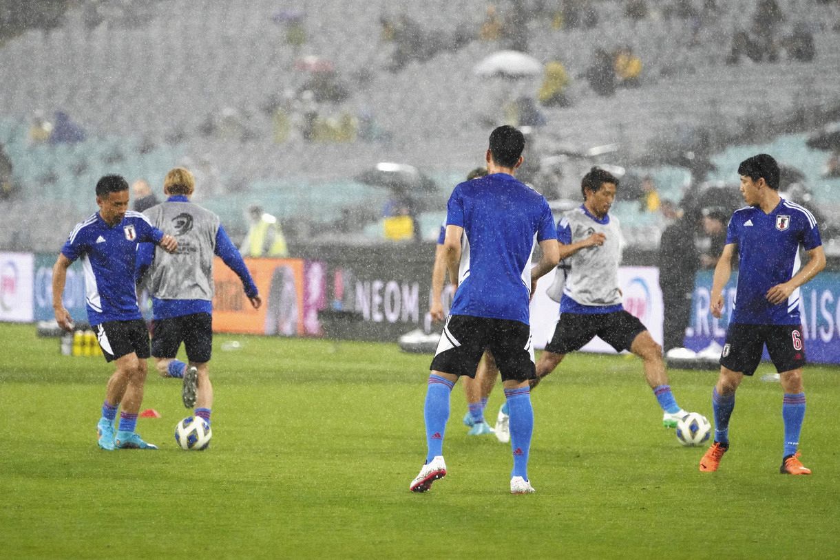 W杯予選の大一番は 地上波なし サッカーファンはそれぞれ工夫 Dazn加入した ラジオもいいですよ 中日スポーツ 東京中日スポーツ