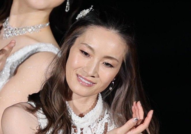 荒川静香さん、アイス好きの五輪メダリストとの対談、”推し”の