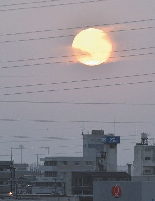 黄砂 かすむ列島 金沢 視程６キロ 北陸中日新聞web