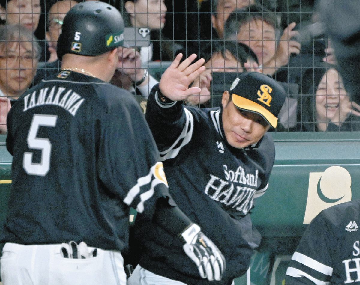 ソフトバンクが5年ぶり日本一に王手 山川穂高がシリーズ6人目の3戦連発