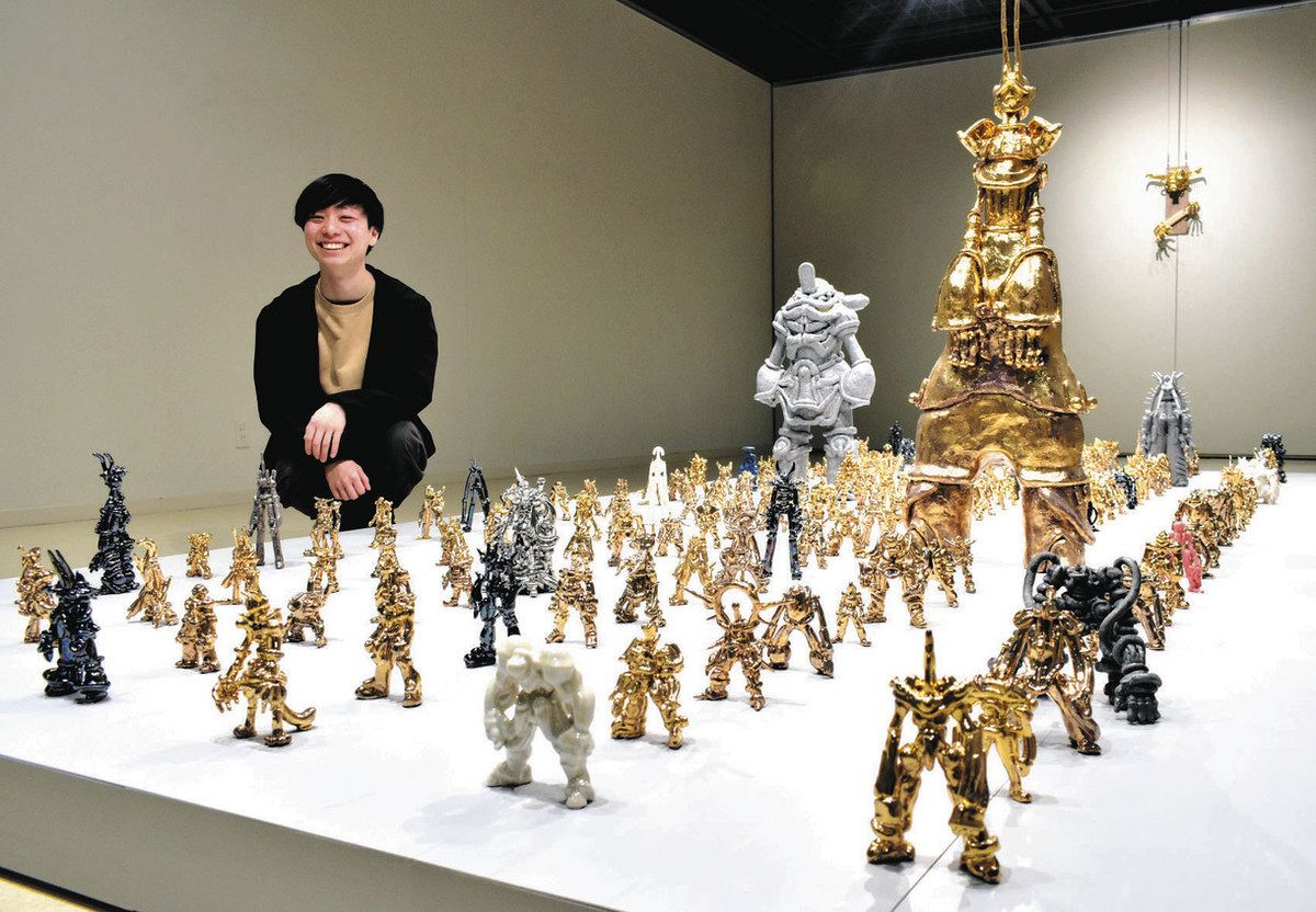 ロボット形陶作品170体…量産機じゃない 瀬戸市新世紀工芸館研修生