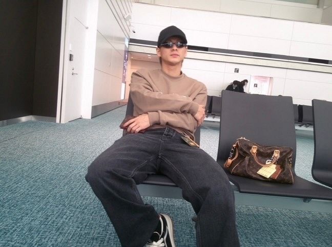 世界一かっこいい男」…『Number＿i』平野紫耀、“セレブな旅スタイル”で