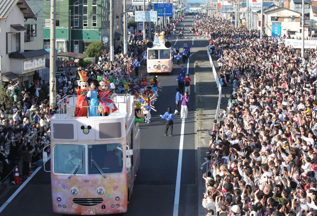 5月5日に蒲郡でディズニーパレード　市政70年の「海みなとまつり」で：中日新聞Web