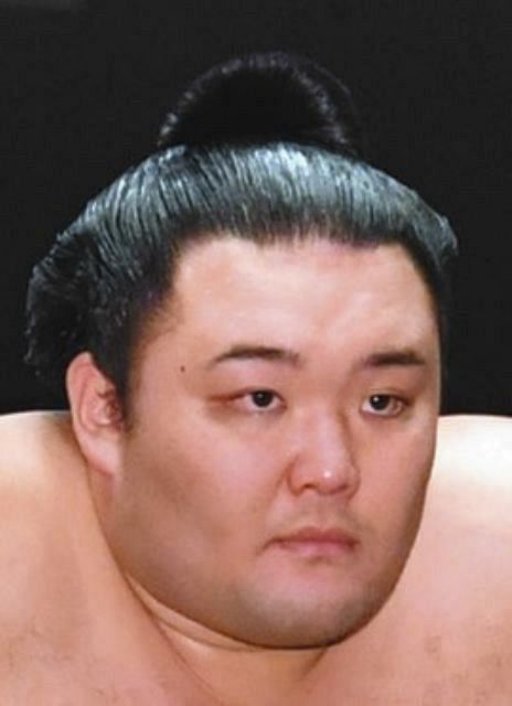 柴田理恵や室井滋らが 富山の星 朝乃山に肉など差し入れ 大物女優が 東京朝乃山後援会 発起人に 中日スポーツ 東京中日スポーツ 柴田理恵や室井滋らが 富山の星 朝乃山に肉など差し入れ 大物女優が 東京朝乃山後援会 発起人に 中日スポーツ 東京中日スポーツ