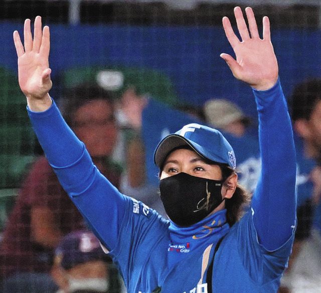 プロ野球アイ　新庄剛志新監督 新庄監督の背番号 2025年シーズンも「1」に：北海道新聞デジタル