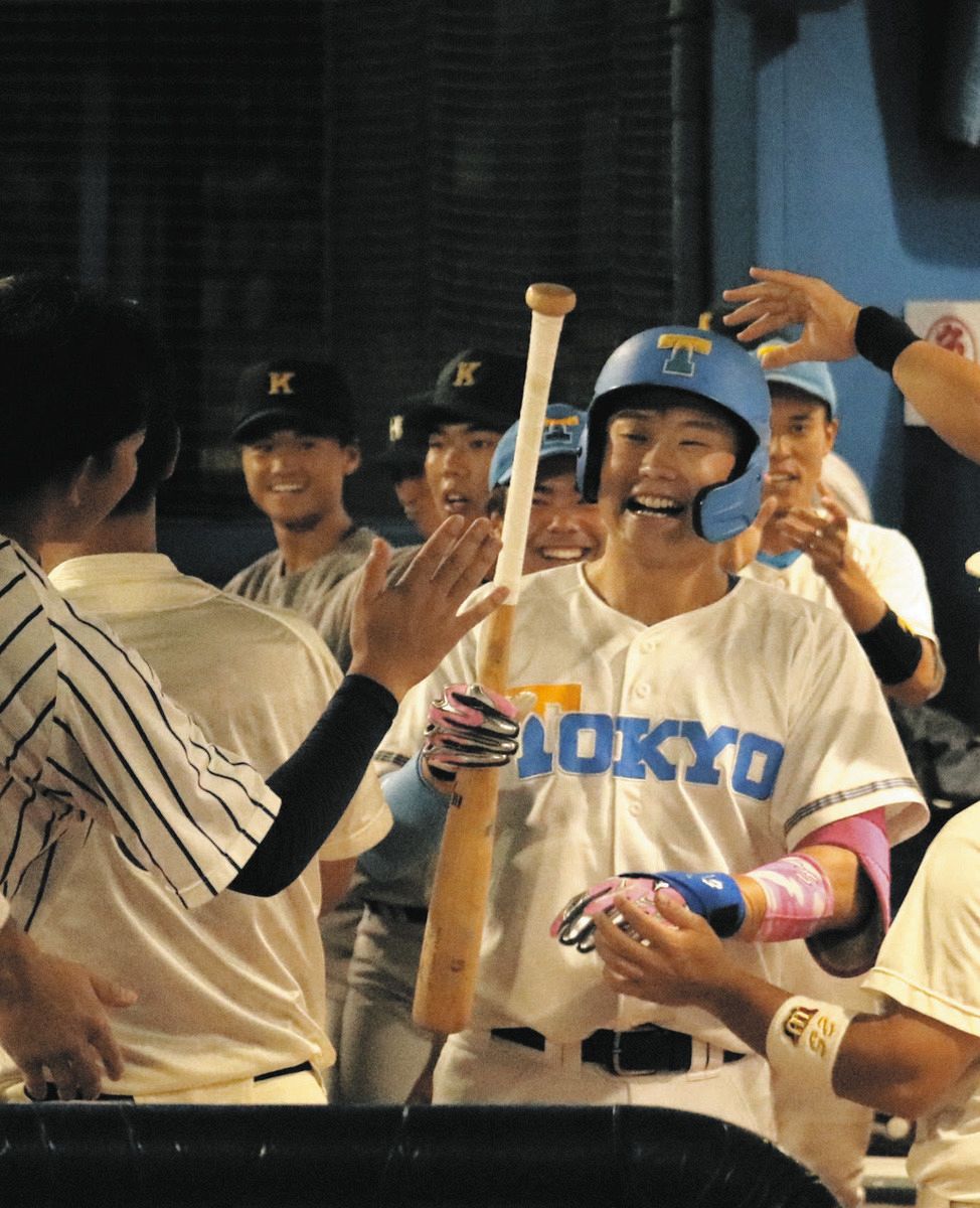 東大強打者の系譜！3年生外野手、特大バックスクリーン弾 185センチ90