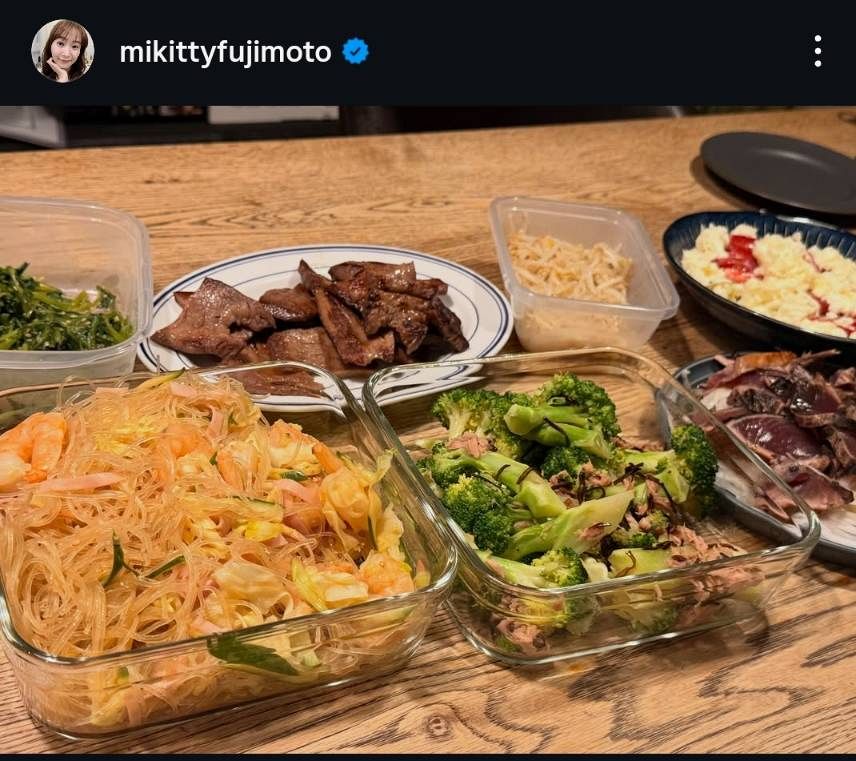 実際の投稿】「夜ご飯でした」藤本美貴、彩り鮮やかな食卓：中日