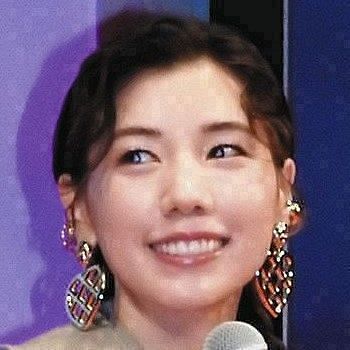仲里依紗 洋服の次に好きなことは 念願ヘアスタイルに歓喜 一度きりの人生なので悔いなく生きたい 中日スポーツ 東京中日スポーツ