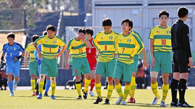 全国高校サッカー】星稜イレブン 初戦涙：北陸中日新聞Web