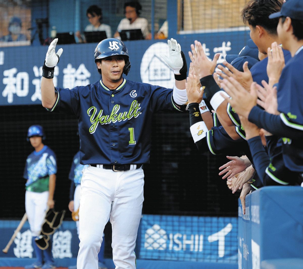 ヤクルト・山田哲人、初回の先制6号は通算305本塁打 池山2軍監督を