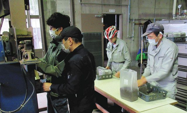 シイタケ栽培 農福連携 富山 めひの野園 北陸中日新聞web シイタケ栽培 農福連携 富山 めひの野園 北陸中日新聞web