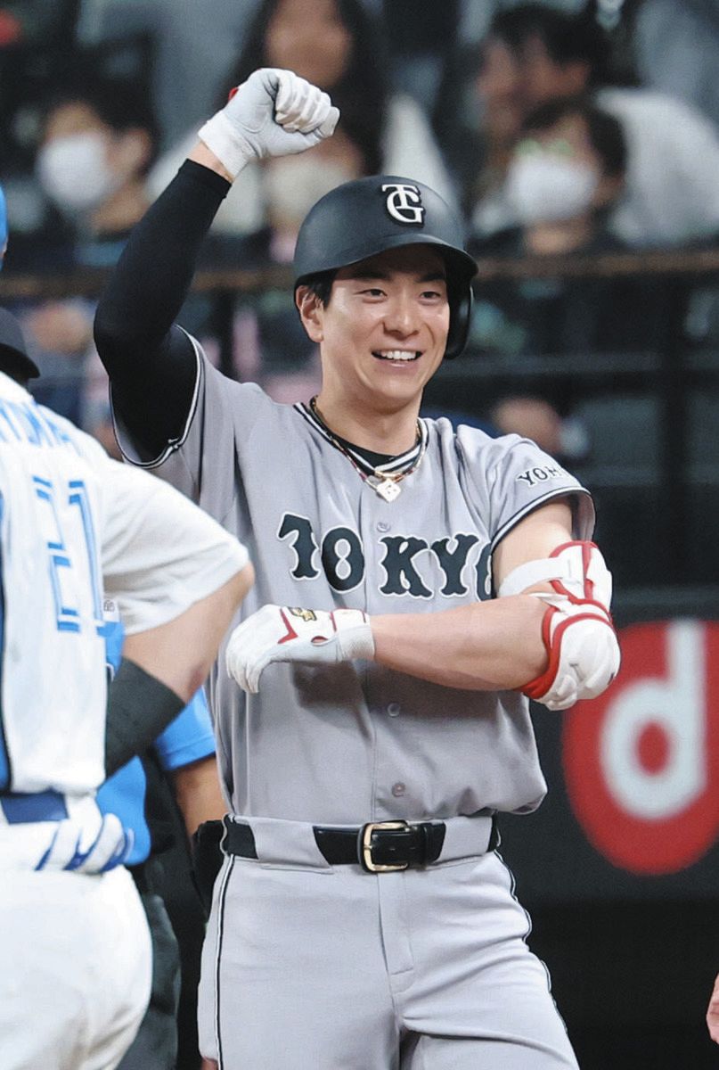 巨人・松本剛、古巣相手に貴重な追加点適時打＆3戦連続安打 敵将・新庄