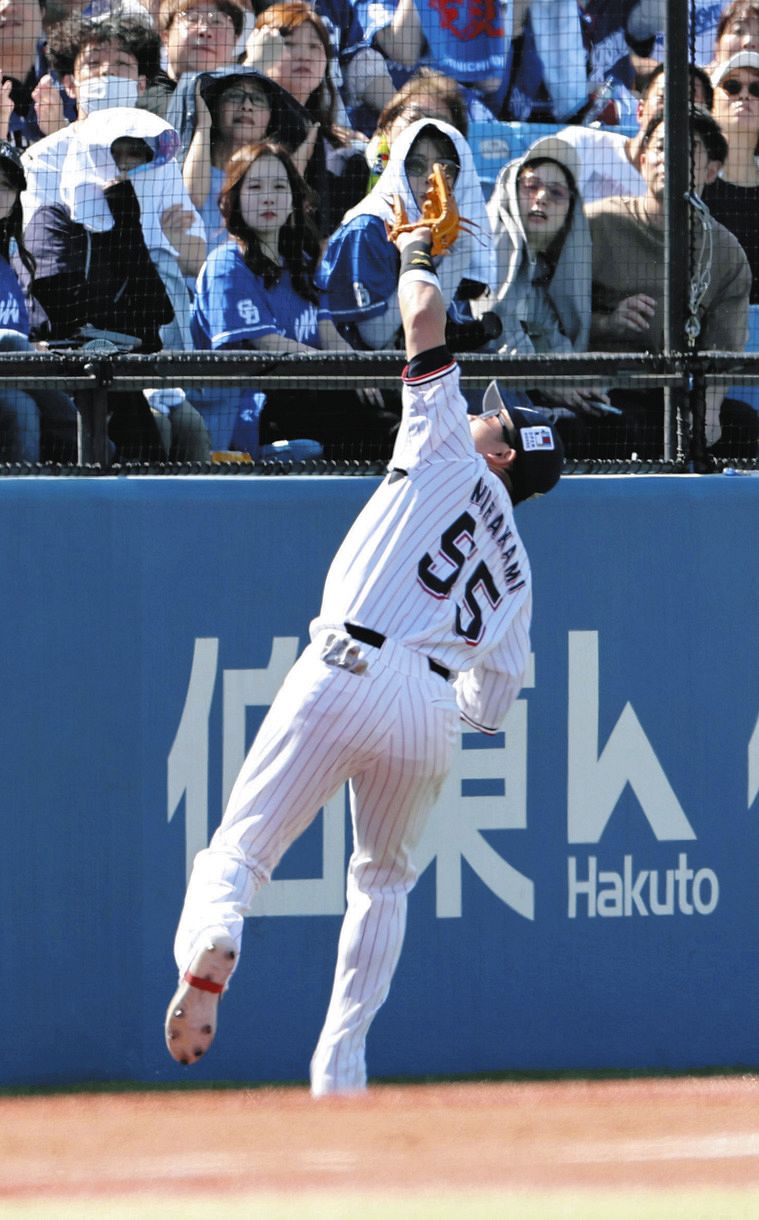 昔を思い出しました」 ヤクルト・高津監督、村上宗隆の守備に感じた