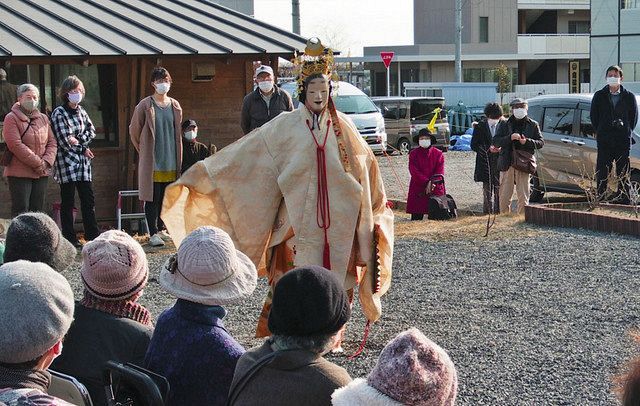 能で被災地に幸せを 観世流の八田達弥ら 仮設などでミニ公演続ける 中日新聞web
