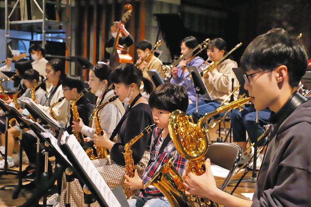 ジャズって楽しい 小中学生「上手に演奏できた」：北陸中日新聞Web