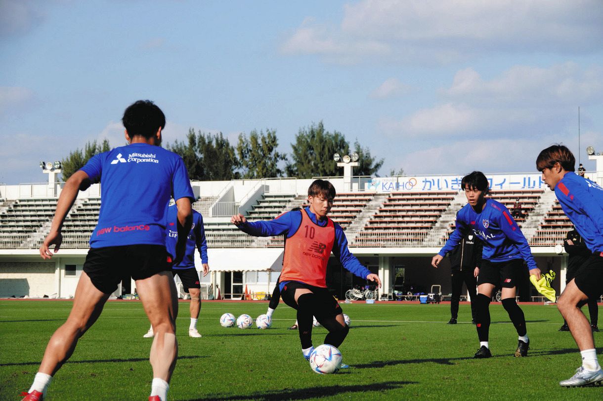 FC東京】MF安部柊斗、今季から背番号『8』に変更「偉大な先輩の名に