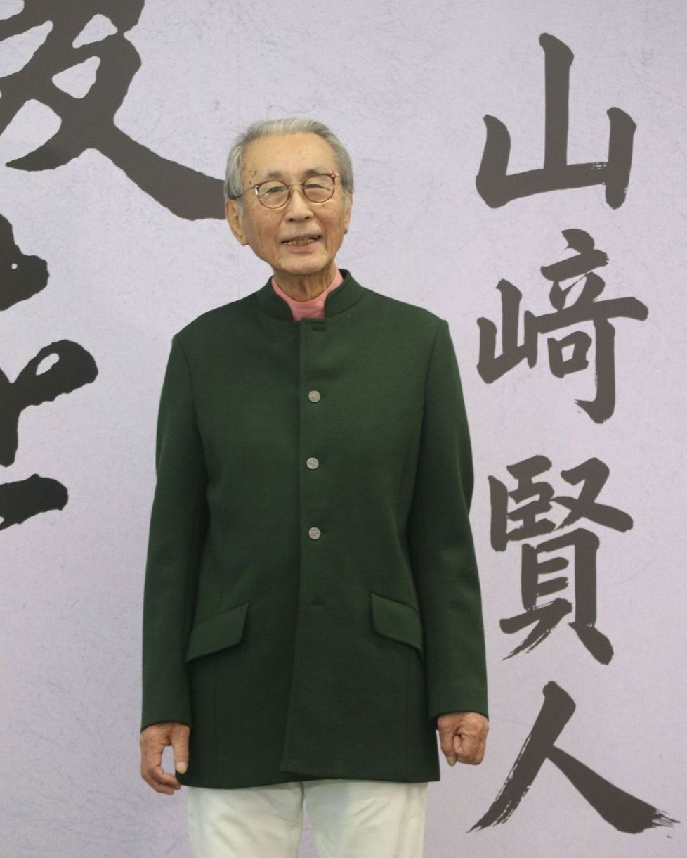 【送料無料】木村了さん掲載ページ（ポスターサイズ）#8005 木村大作監督、〝大作節〟さく裂「俳優たちに『木村さんの最後の作品