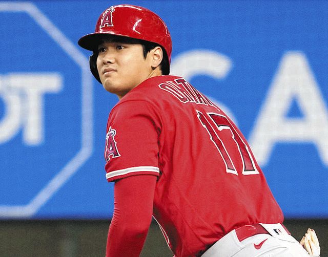 大谷翔平”おばけ退治”！千賀滉大との対戦第2打席で変化球をとらえライトへの二塁打！：中日スポーツ・東京中日スポーツ