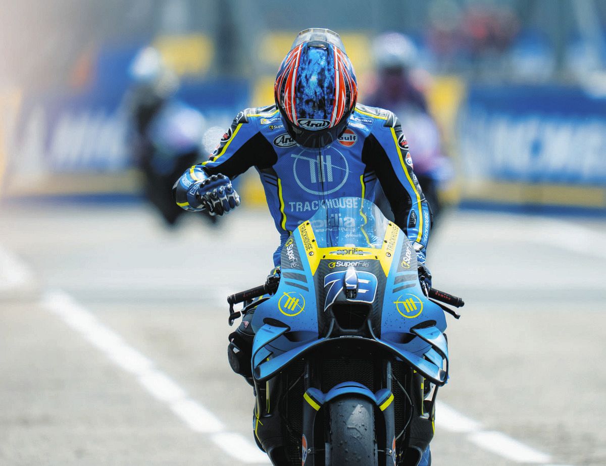 MotoGP】小椋藍が3位ゴール 14年ぶりの日本人選手表彰台「最終ラップ 