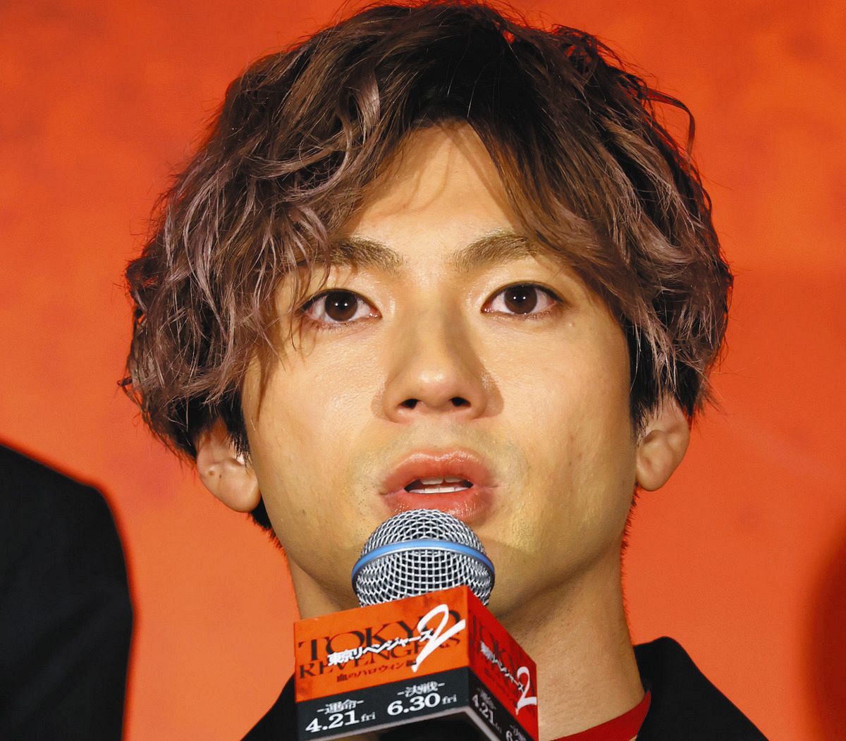 山田裕貴、トッピングてんこ盛りの一皿を前に「毎日にカレーを