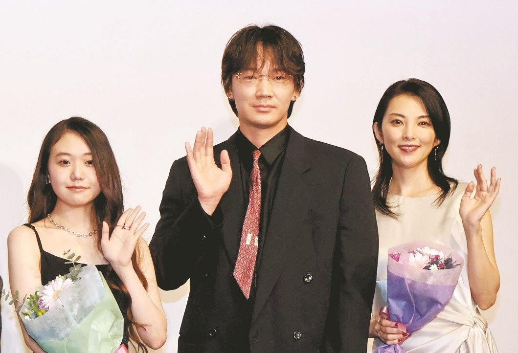 NHKステラ　綾野剛 綾野剛に115日密着 初ドキュメンタリーでみせる「危機感」 | オリコン