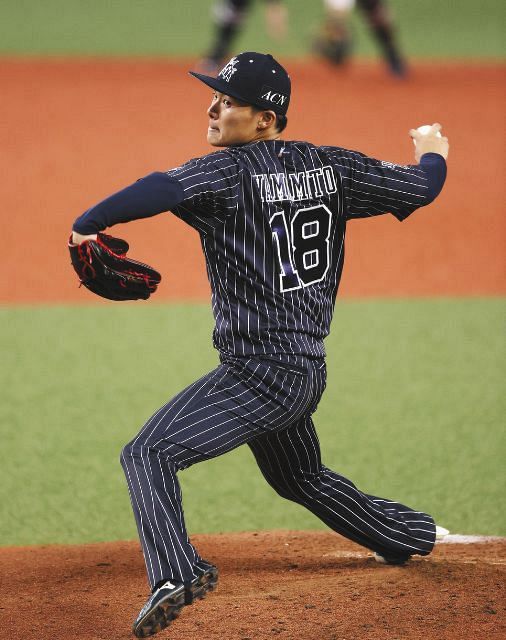 写真 オリックス 山本が黒いユニホームで圧巻の投球 中日スポーツ 東京中日スポーツ