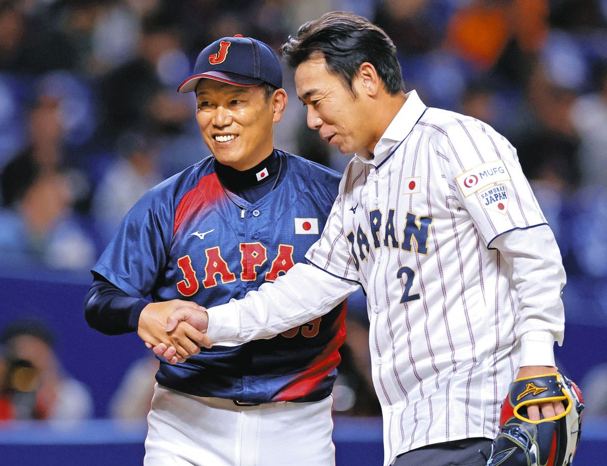 中日荒木選手のレプリカとリストバンドと元中日井端コーチセット