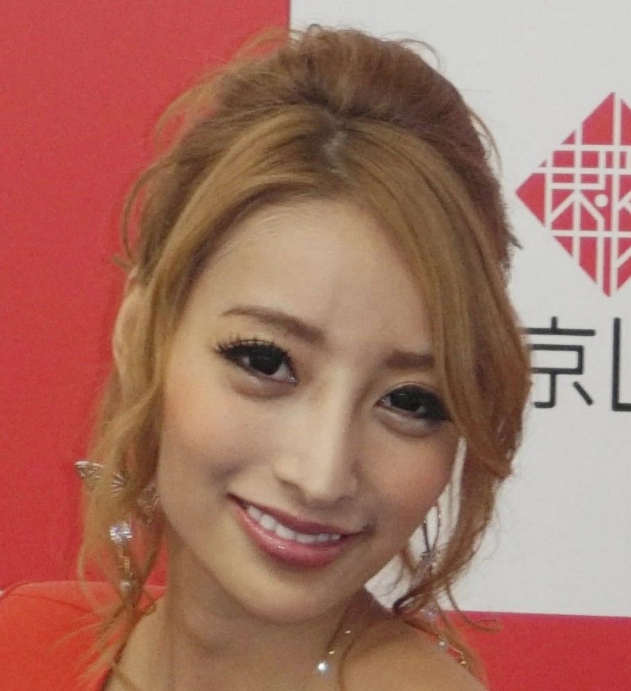 加藤紗里エロ エモウルフ加藤紗里に「かじられたい！」インナーにラベンダー入れた新しい髪型にファンはもん絶：中日スポーツ・東京中日スポーツ