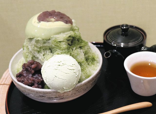 新しいブランド 深緑 緑 グリーン 氷坂焼 越前 片口 くさい 銘 小振り 工芸品