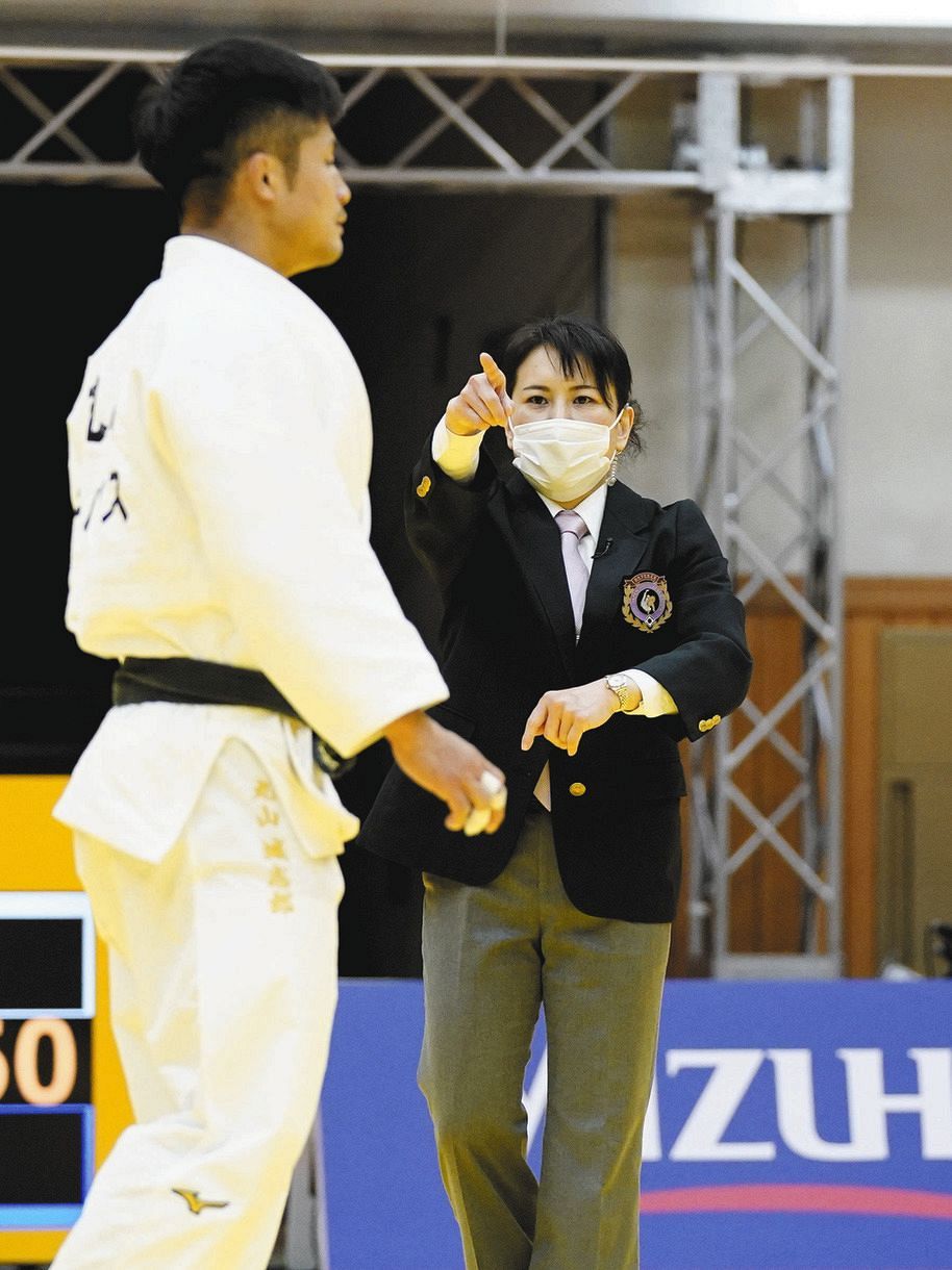 伝統花火師「鍵屋」初の女性当主 日本でただ1人選ばれた五輪柔道審判員