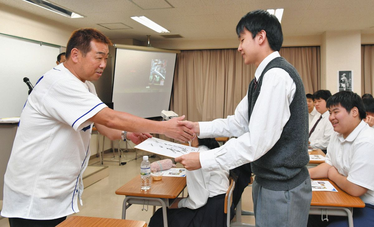 元中日投手・山田喜久夫さん、わらび餅職人に転身した理由 恩師・阪口 