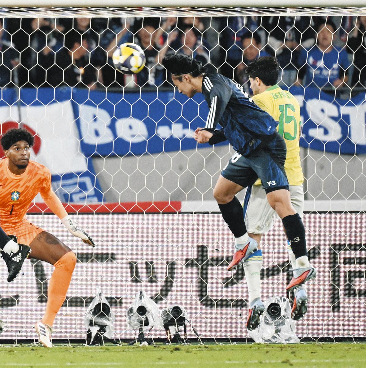 サッカー 日本 ブラジル