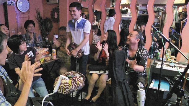 障害も健常も みんなグレー 人間ドキュメンタリー 名古屋で上映へ 中日新聞web