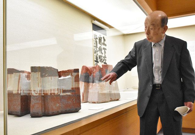 美の世界の源流を探る 人間国宝 鈴木蔵さんの最新作など展示 多治見市美濃焼ミュージアム 中日新聞web