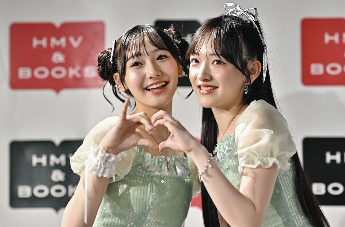 ◇『リコリリ』崎浜梨瑚と中瀬梨里、息ぴったりパフォーマンス【写真