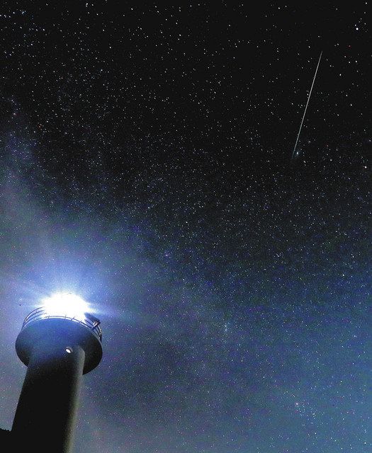 夏の夜空 流れ星キラリ 志摩でペルセウス座流星群 中日新聞web