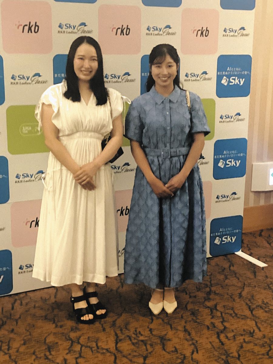 小祝さくら（左）と六車日那乃