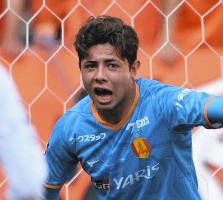 名古屋グランパス U18 ゴールキーパー実使用ユニフォーム ピサノ