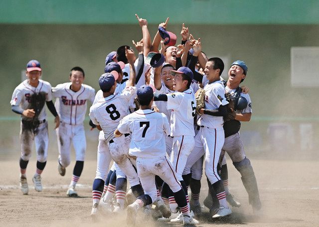 【写真多数】いなべ総合が優勝、甲子園へ 高校野球三重大会：中日新聞Web