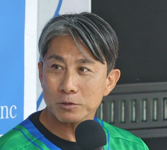 入手困難！最終値下げ！前園真聖！adidas 日本代表 サッカーシャツ 背番号8 サッカー元日本代表・前園真聖さん、元チームメートの”レゲエGK”と偶然