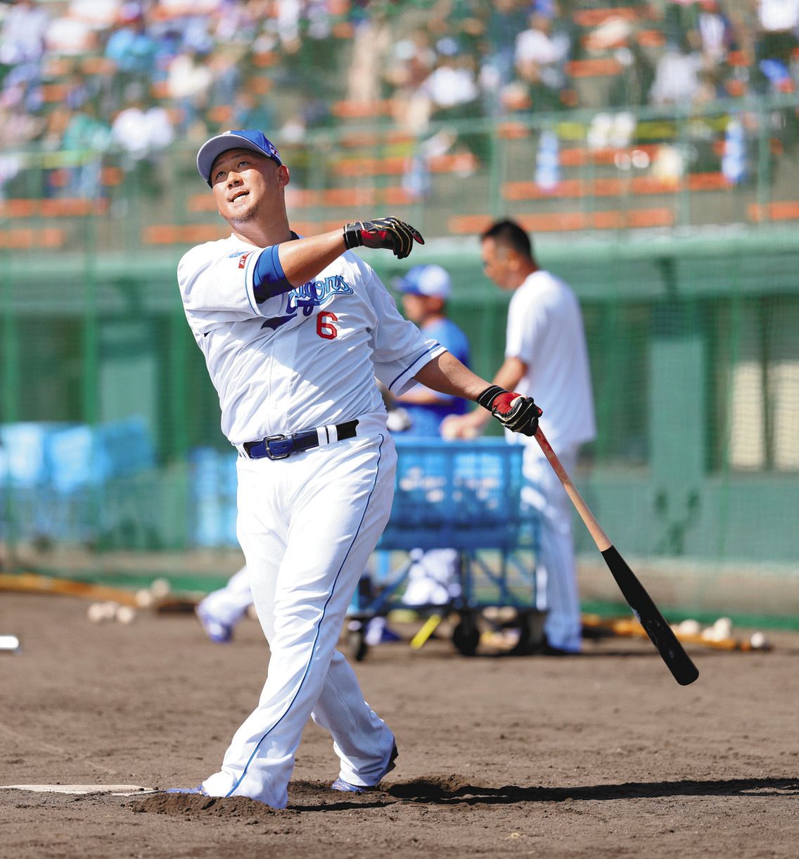 中日】中田翔「気付かなかった」けど…出た特大弾！視察の清原和博さん 
