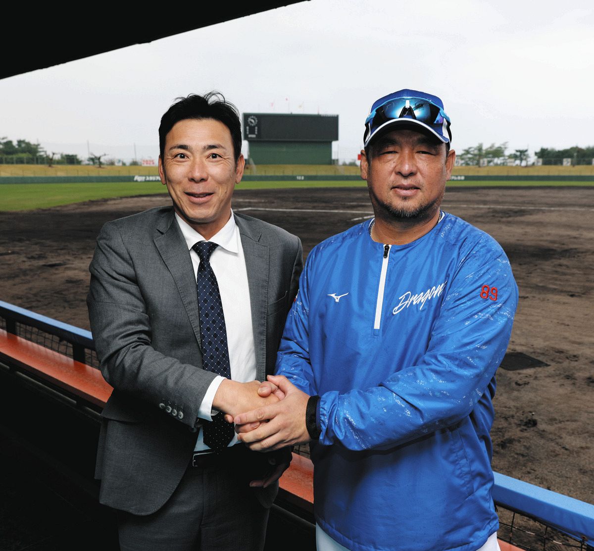 中日・松中信彦コーチ×荒木雅博さん特別対談 細川、石川昂弥、福永らへ