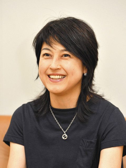 いつも一緒に ハッピーな歌を 岸谷香 弾き語りツアーで名古屋へ 中日新聞web