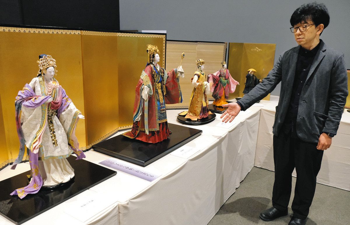 繊細で情感豊かな和紙人形を一堂に 伊勢の作家・阿部さん遺作展