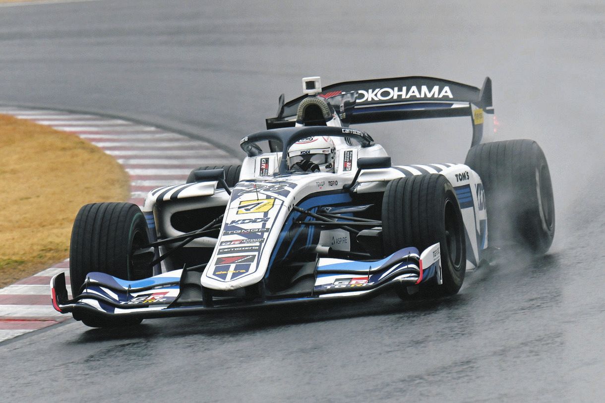 小林利徠斗、ついに国内最高峰スーパーフォーミュラ＆GT500クラスに