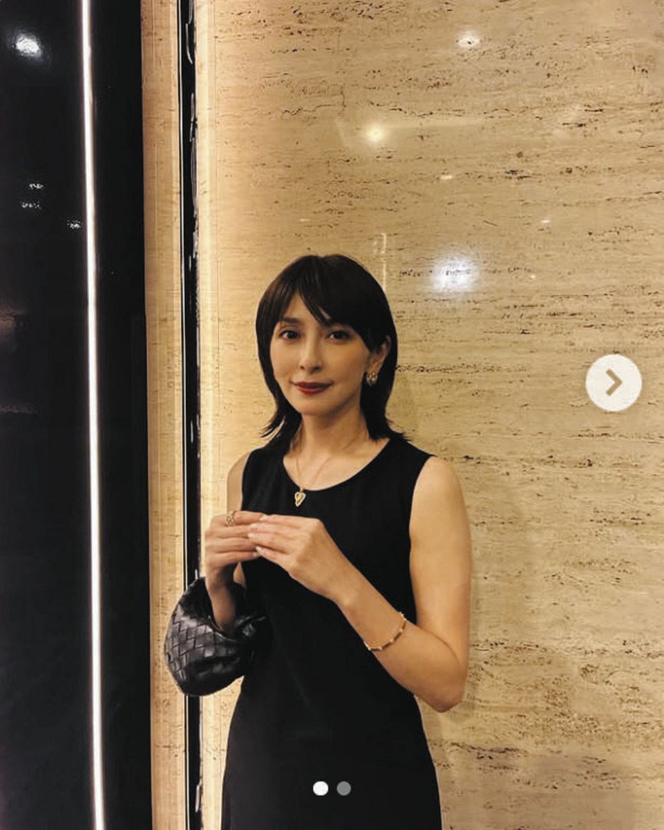◇奥菜恵、輝の結婚式に出席、国仲涼子と再会も【写真複数】：中日