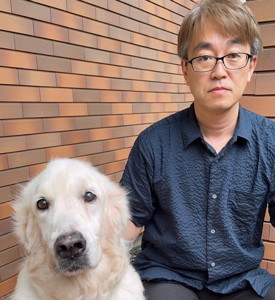 実際の投稿】羽生善治九段、愛犬・ルークとの”絆”ツーショット：中日